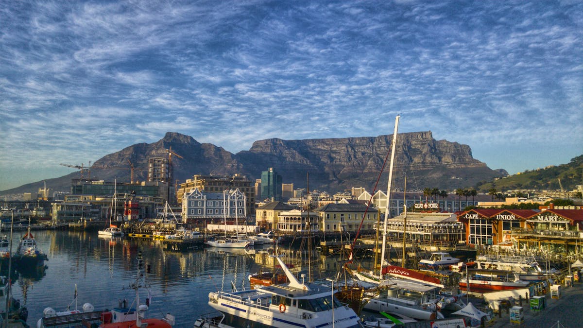 Democratic Alliance Elects Cape Town Mayor Geordin Hill-Lewis as New Leader